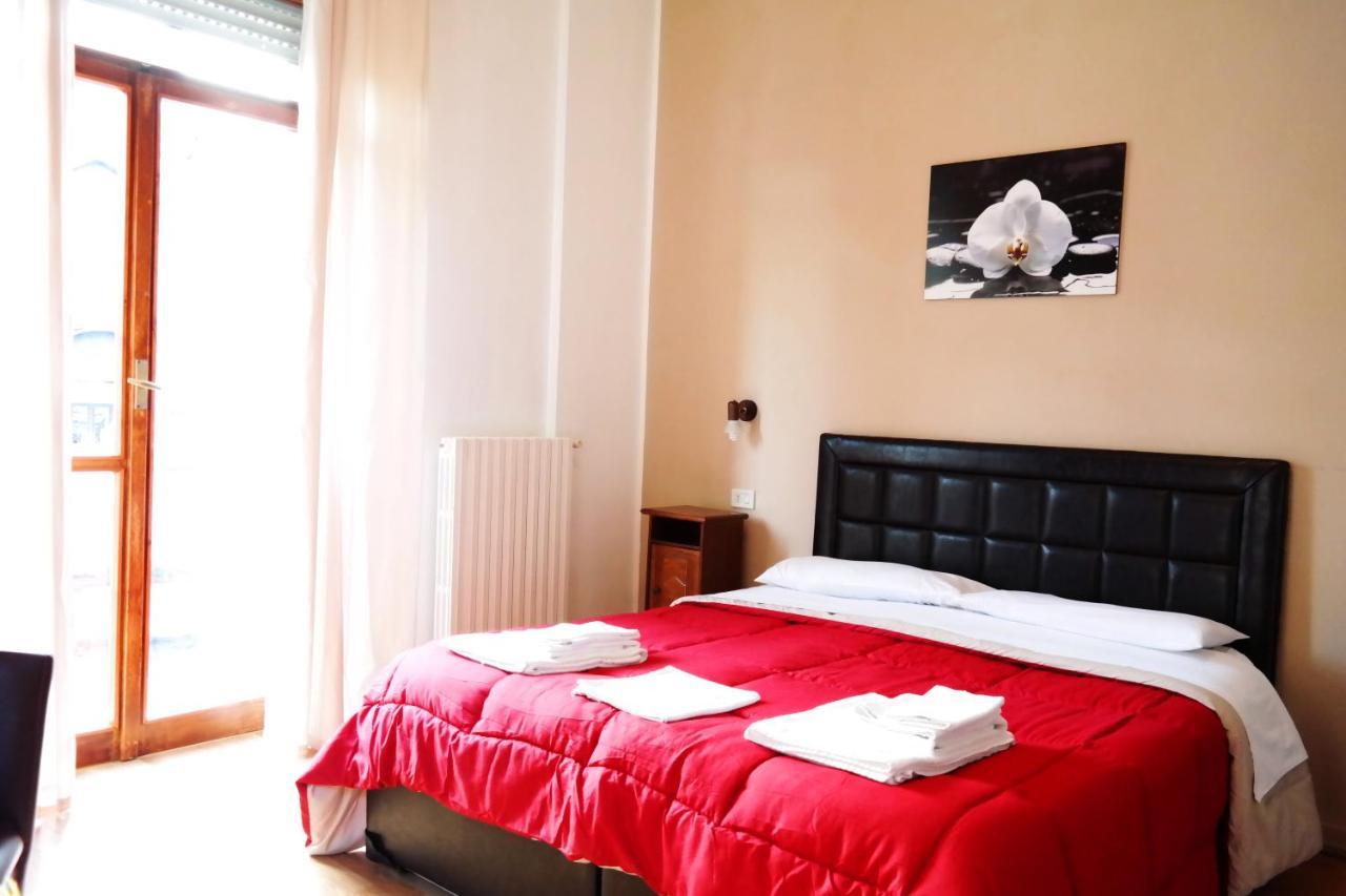 Lecce Cplaza Bed & Breakfast Bagian luar foto