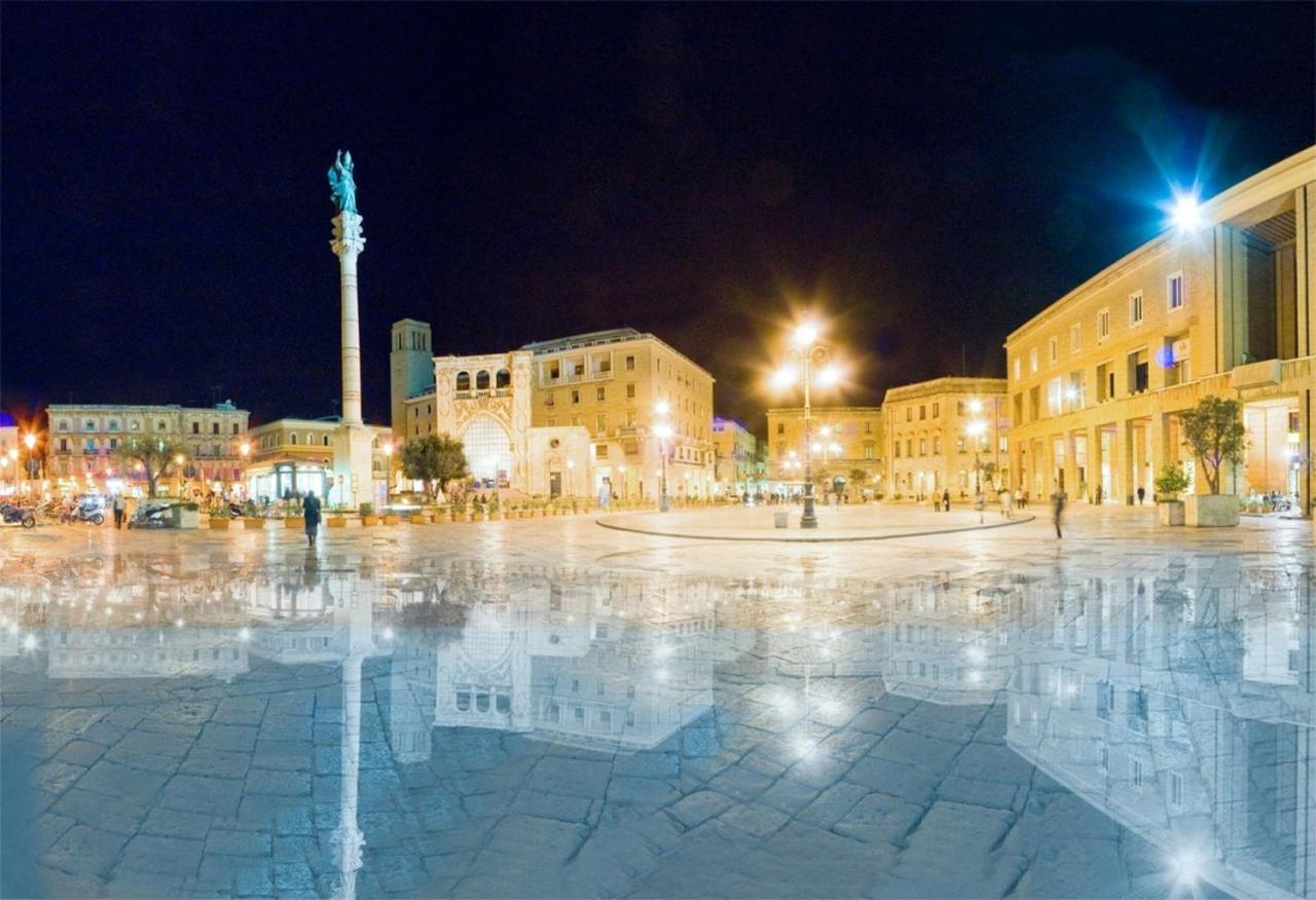 Lecce Cplaza Bed & Breakfast Bagian luar foto